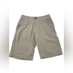 Under Armour Men's Loose Heatgear Performance Cargo Shorts - Tan 30‎